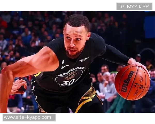 迪文赞库里赛季首日体型完美水花自律令人惊叹